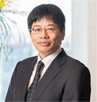 高橋 純 氏